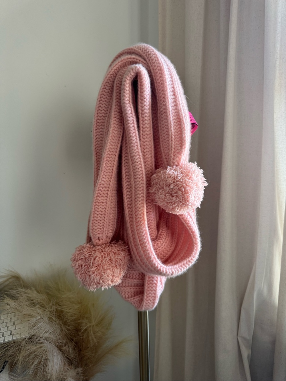 Juicy Couture Chunky Knit Pom-Pom Scarf - Baby Pink